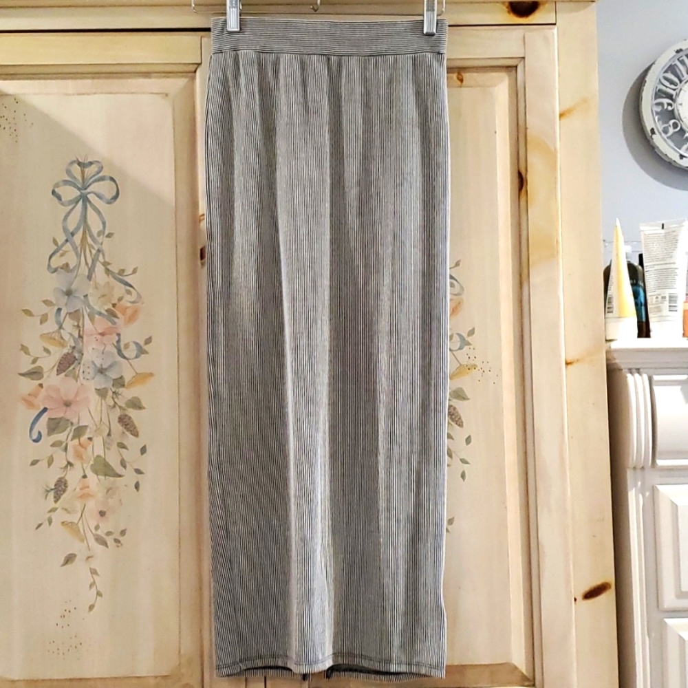 Silence + Noise Free People Slit  Skirt S rayon soft maxi gray/white